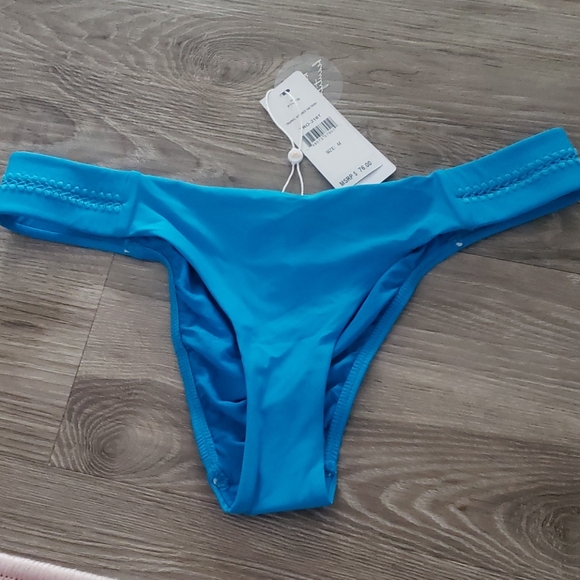 PilyQ Stitched Tab Teeny Bottom in Tropics - Picture 3 of 7